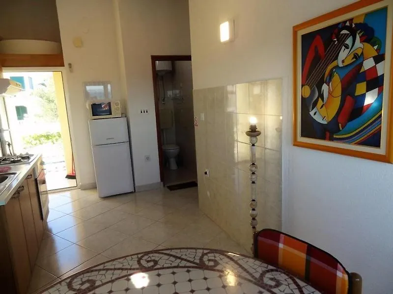 Ferienwohnung In Okrug Gornji Mit Meerblick, Terrasse, Klimaanlage, W-Lan 5046-3 Apartment