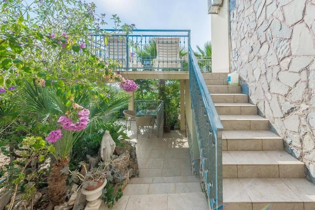 Apartment Ferienwohnung In Okrug Gornji Mit Meerblick, Terrasse, Klimaanlage, W-Lan 5046-3