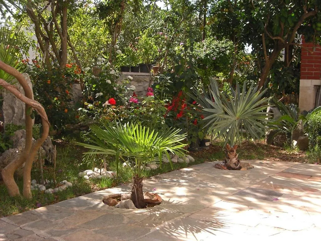 Ferienwohnung In Okrug Gornji Mit Meerblick, Terrasse, Klimaanlage, W-Lan 5046-3