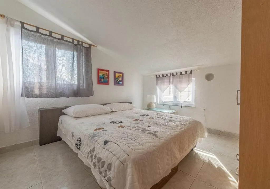 Ferienwohnung In Okrug Gornji Mit Meerblick, Terrasse, Klimaanlage, W-Lan 5046-3