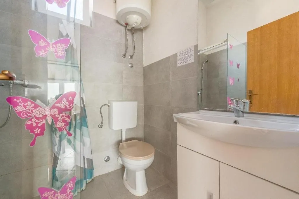 Ferienwohnung In Okrug Gornji Mit Meerblick, Terrasse, Klimaanlage, W-Lan 5046-3