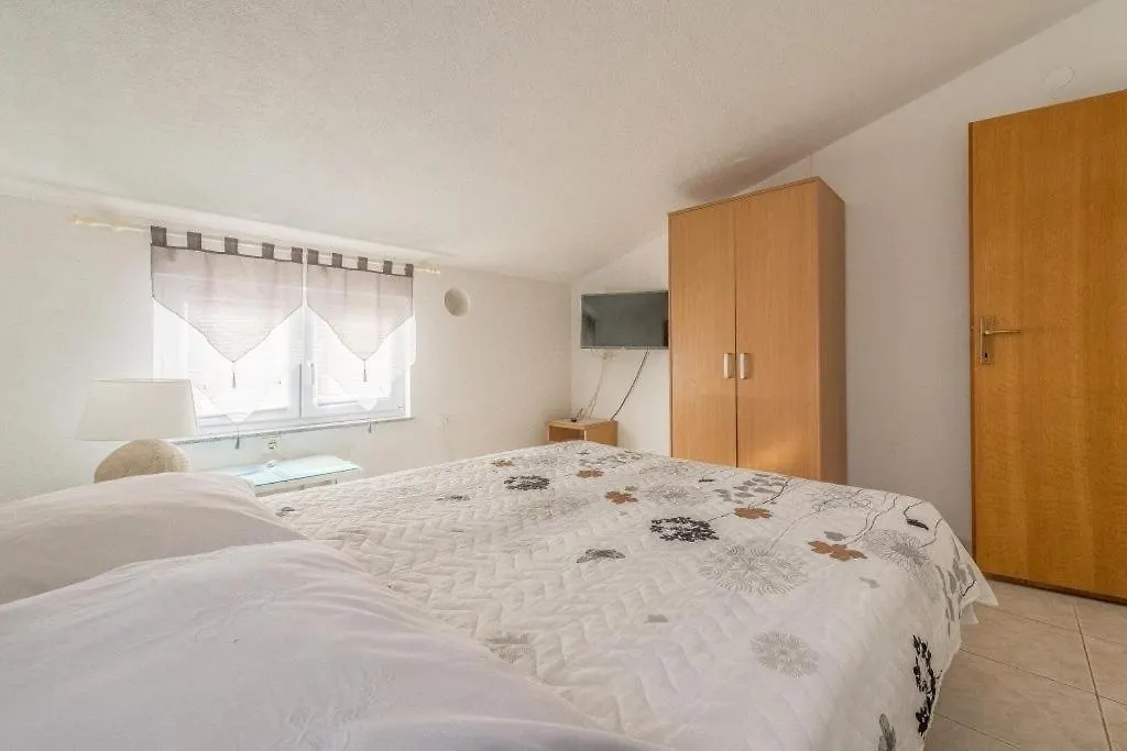 Apartment Ferienwohnung In Okrug Gornji Mit Meerblick, Terrasse, Klimaanlage, W-Lan 5046-3